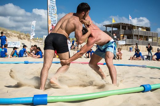 112---Beach-Wrestling.jpg